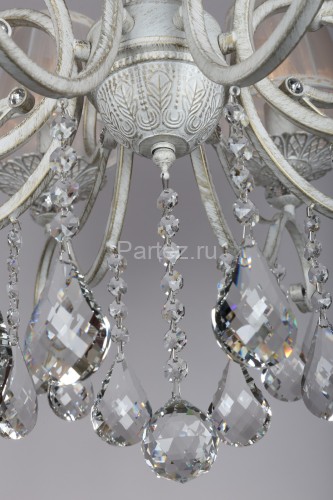 Подвесная люстра Omnilux OML-79103-08