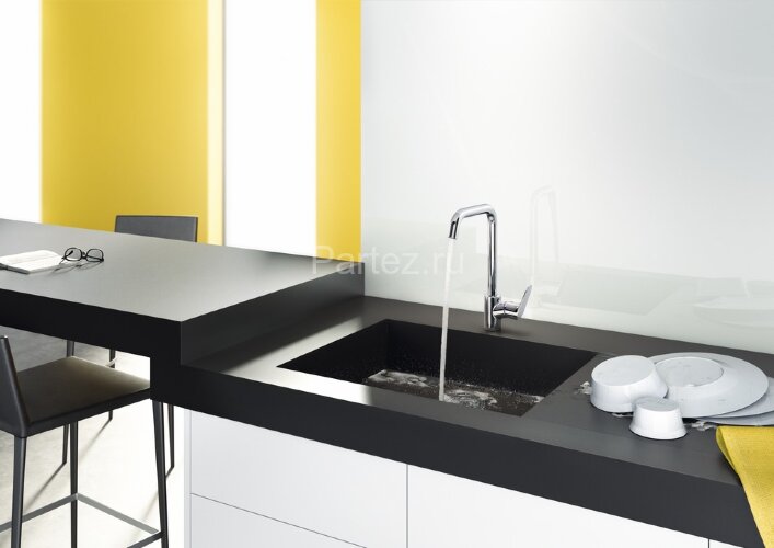 Hansgrohe 31820800 Focus Смеситель для кухни, однорычажный, 1/2, под сталь